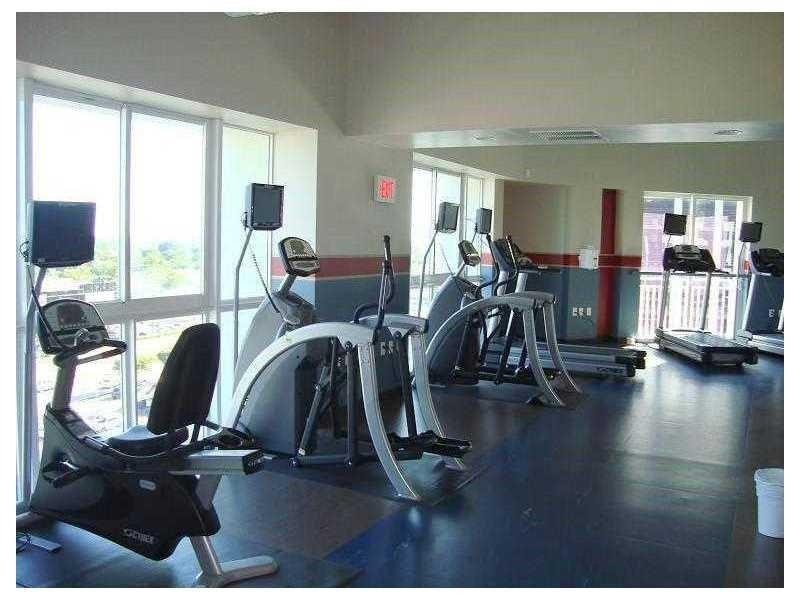 DOWNTOWN DADELAND CONDO NO SEVEN - Residential Lease