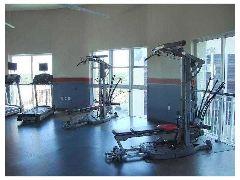 DOWNTOWN DADELAND CONDO NO SEVEN - Residential Lease