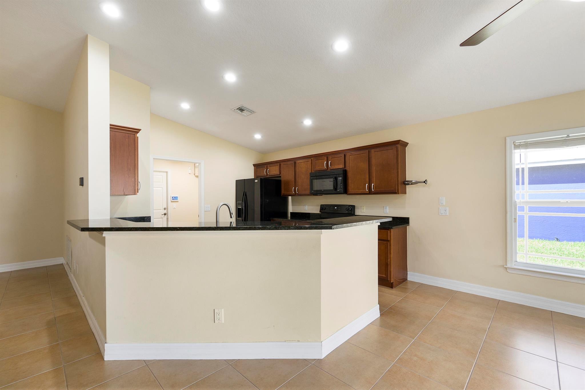 Stuart, Florida 34997, United States, 3 Bedrooms Bedrooms, ,2 BathroomsBathrooms,Residential,Active,209522