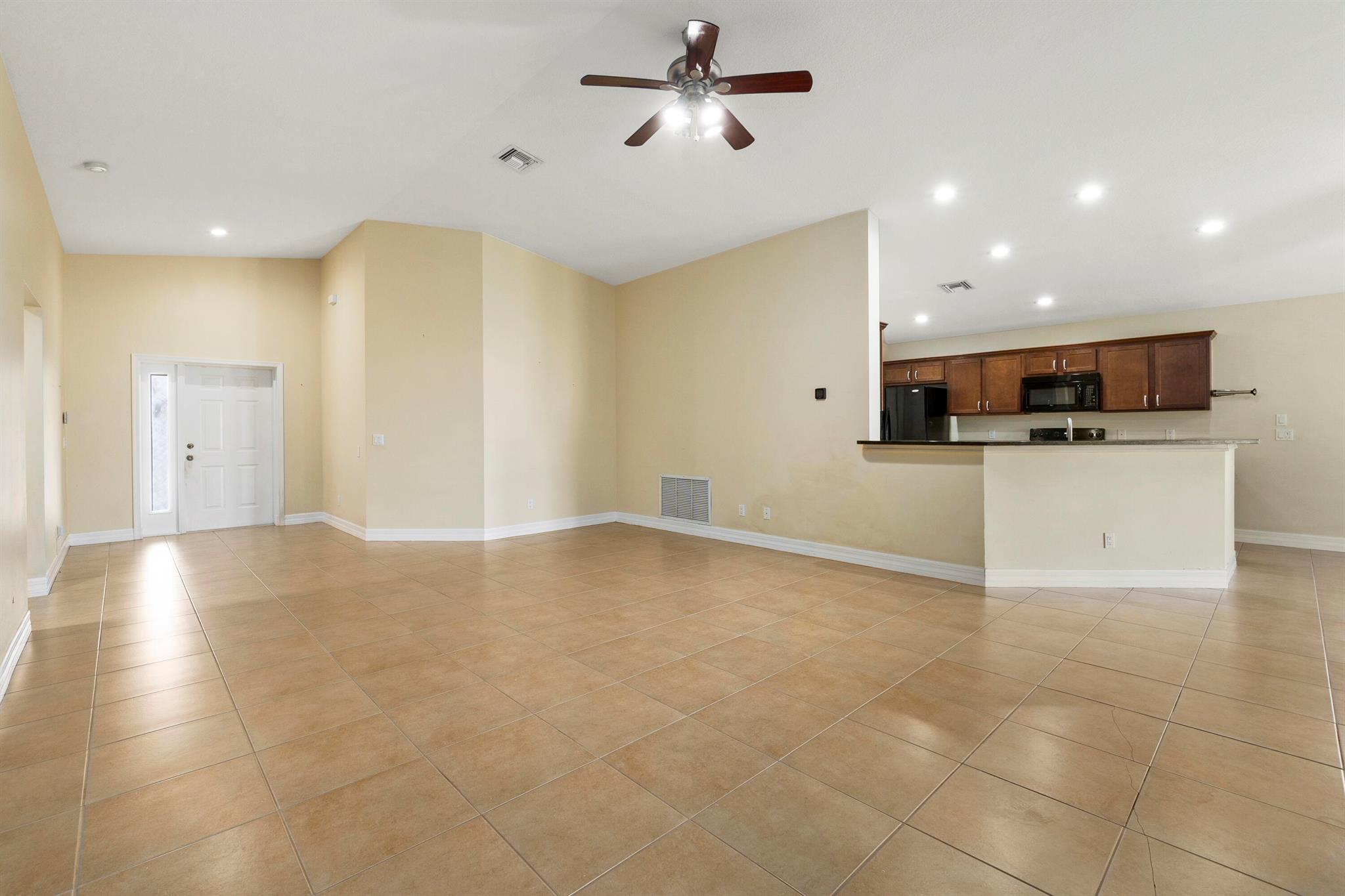 Stuart, Florida 34997, United States, 3 Bedrooms Bedrooms, ,2 BathroomsBathrooms,Residential,Active,209522