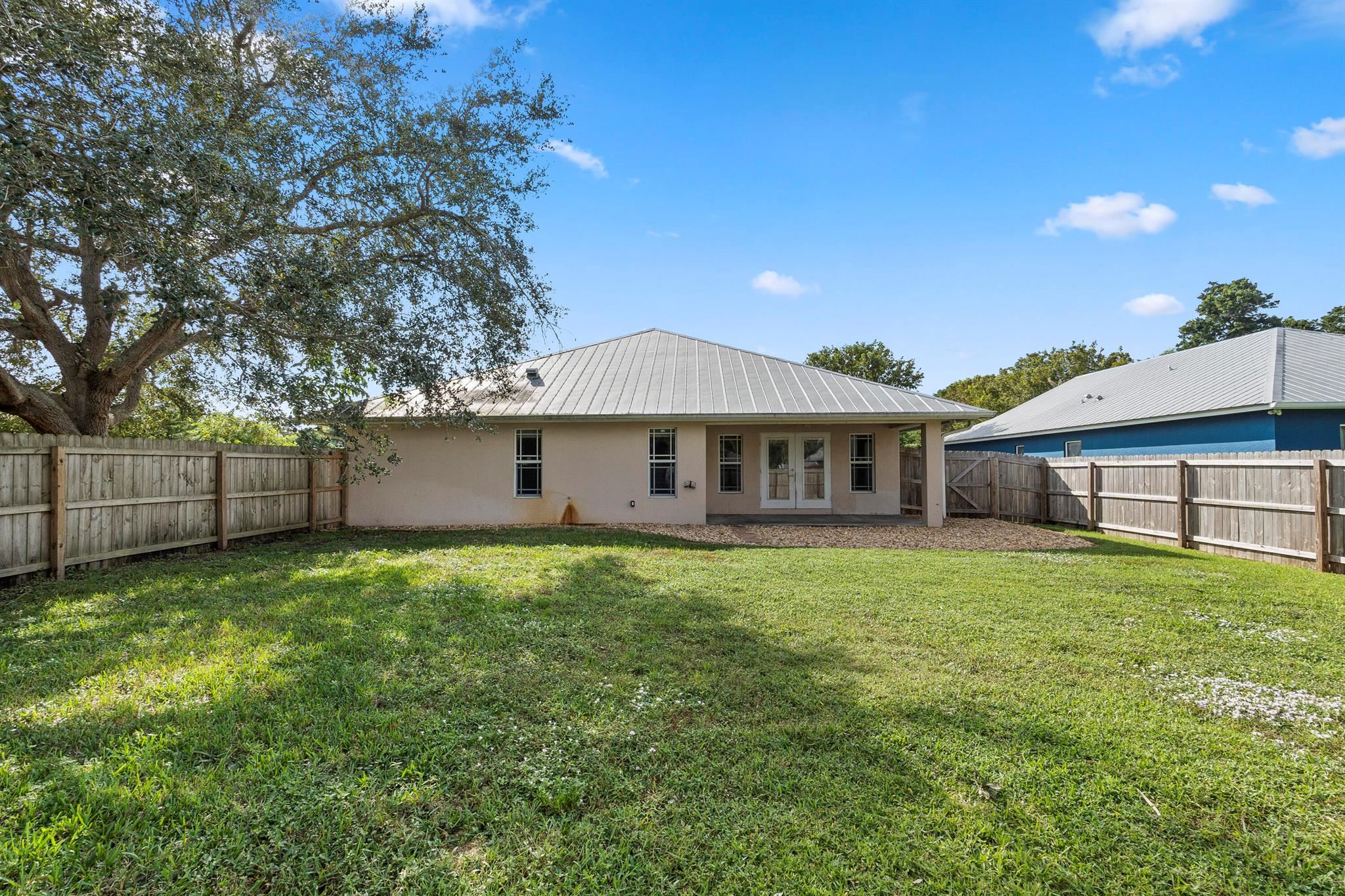 Stuart, Florida 34997, United States, 3 Bedrooms Bedrooms, ,2 BathroomsBathrooms,Residential,Active,209522