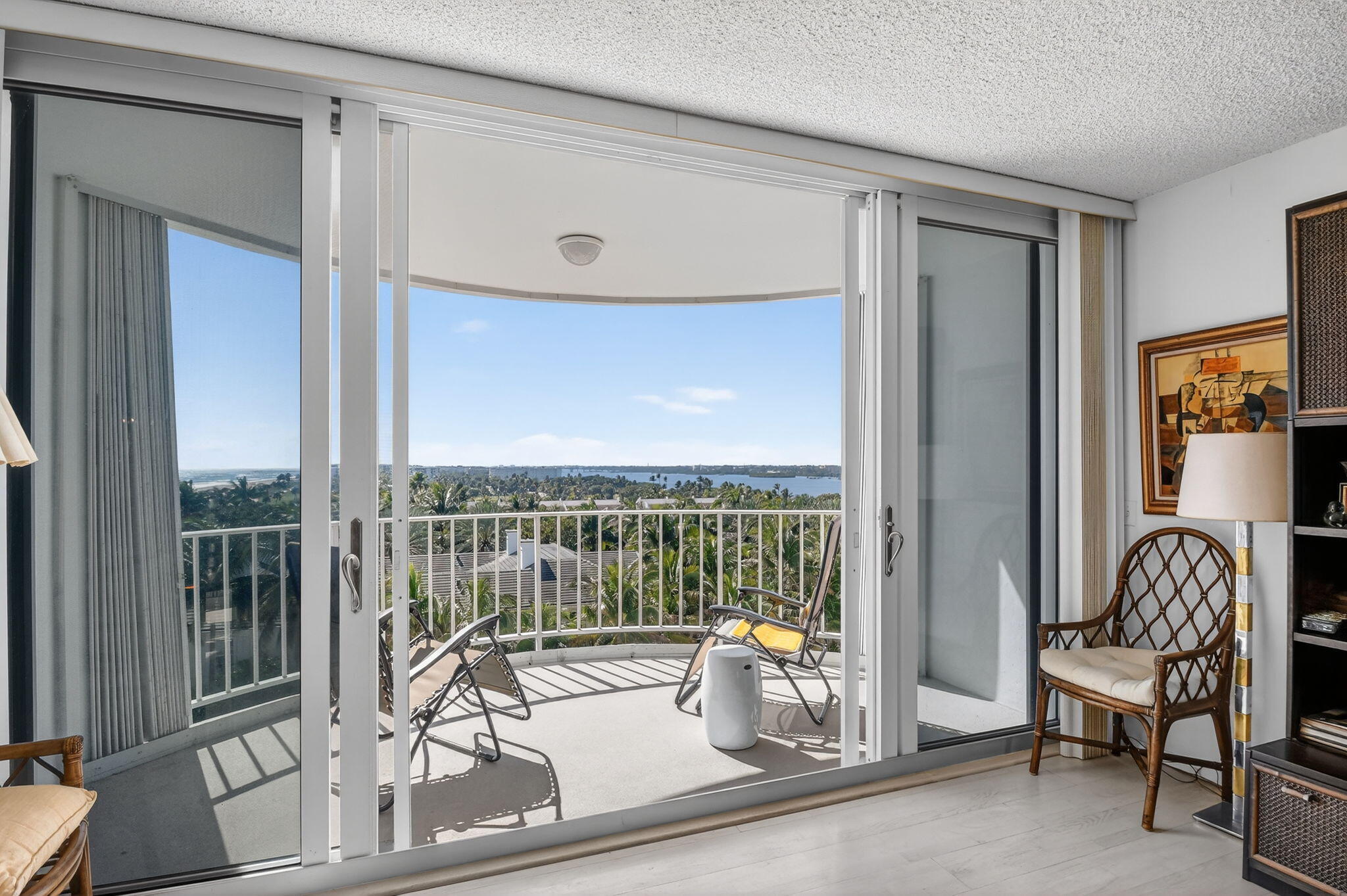 TWENTY TWO NINETY FIVE SOUTH OCEAN BLVD - Residential