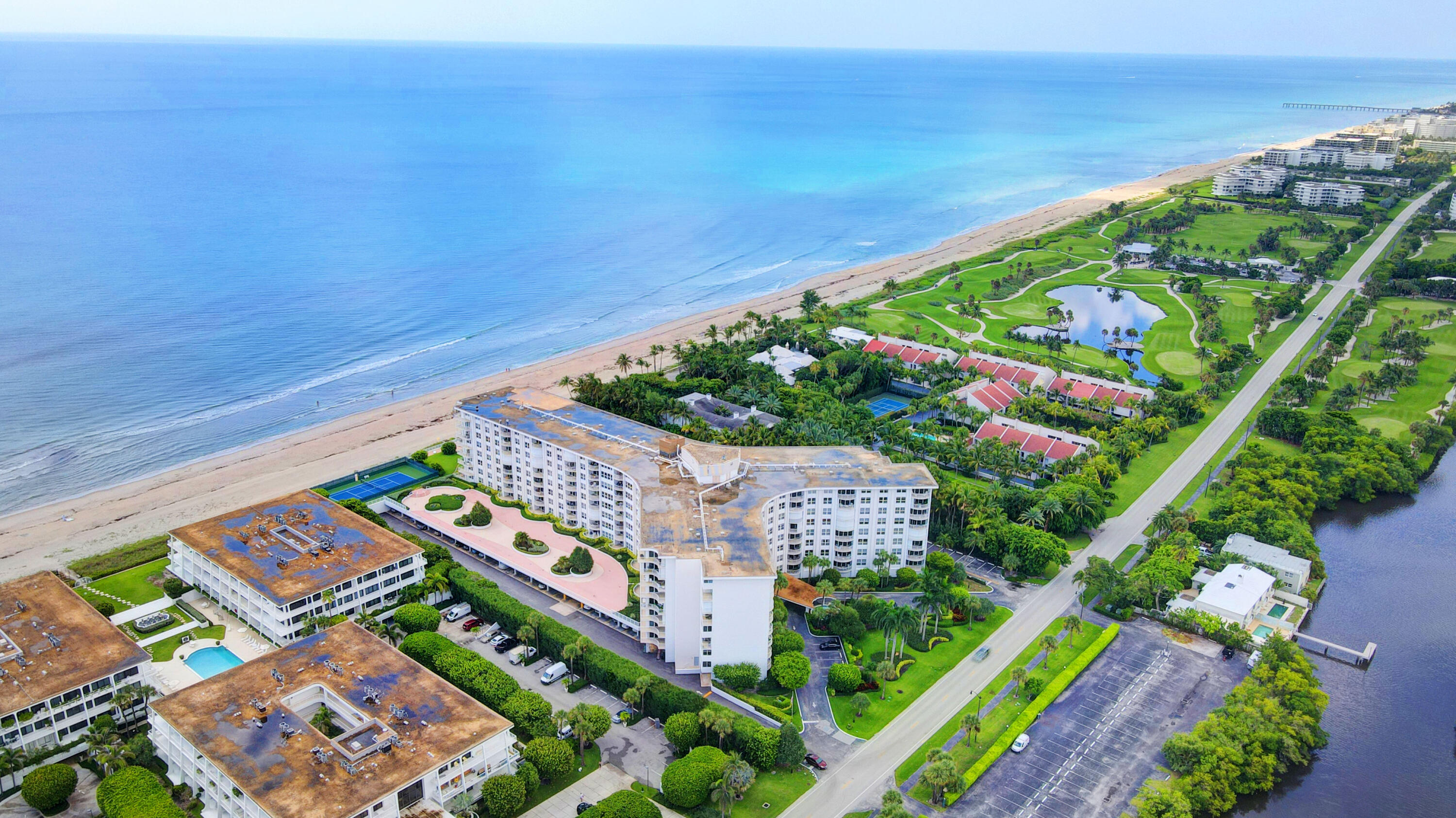 TWENTY TWO NINETY FIVE SOUTH OCEAN BLVD - Residential