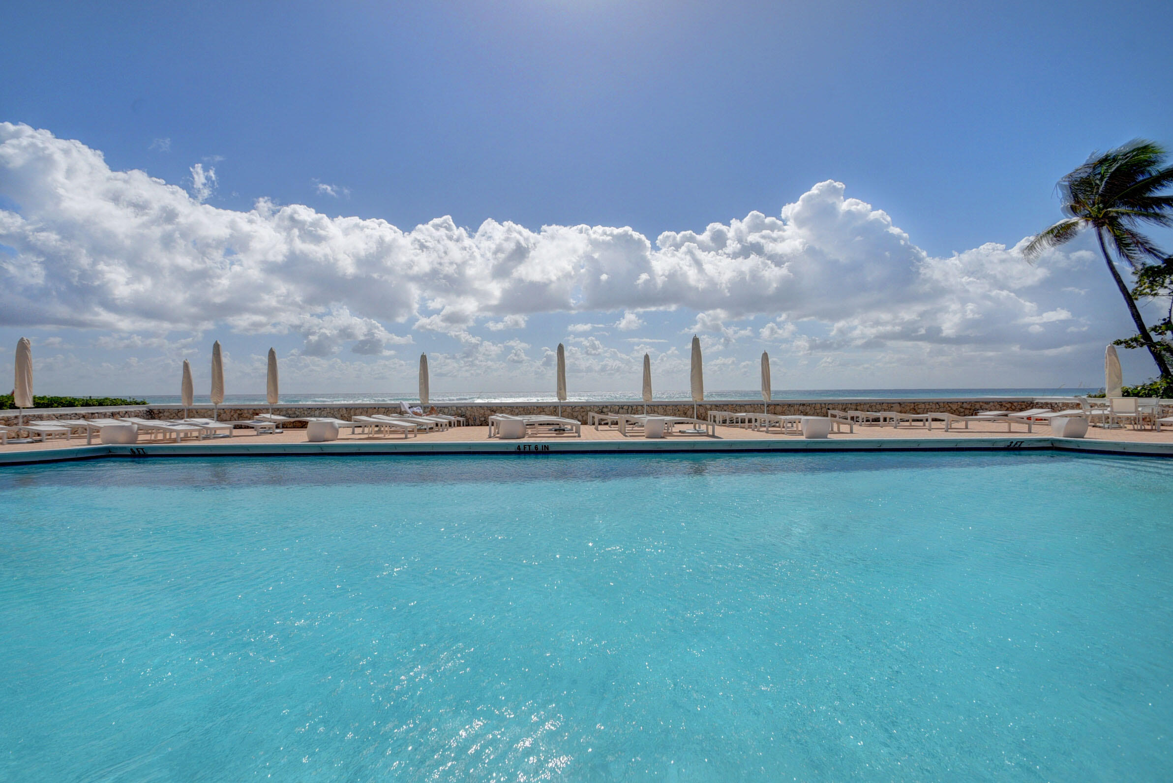 TWENTY TWO NINETY FIVE SOUTH OCEAN BLVD - Residential