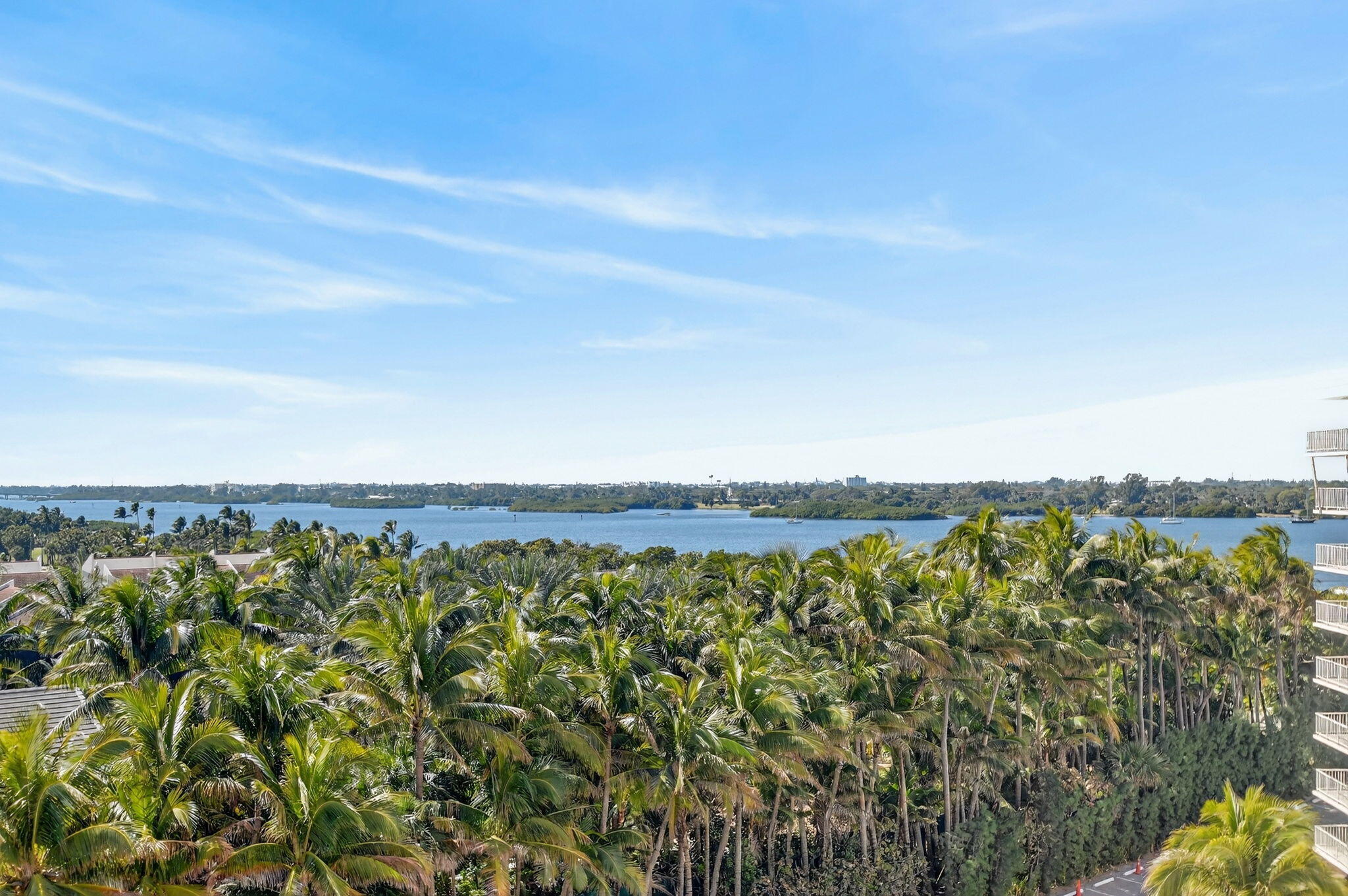 TWENTY TWO NINETY FIVE SOUTH OCEAN BLVD - Residential