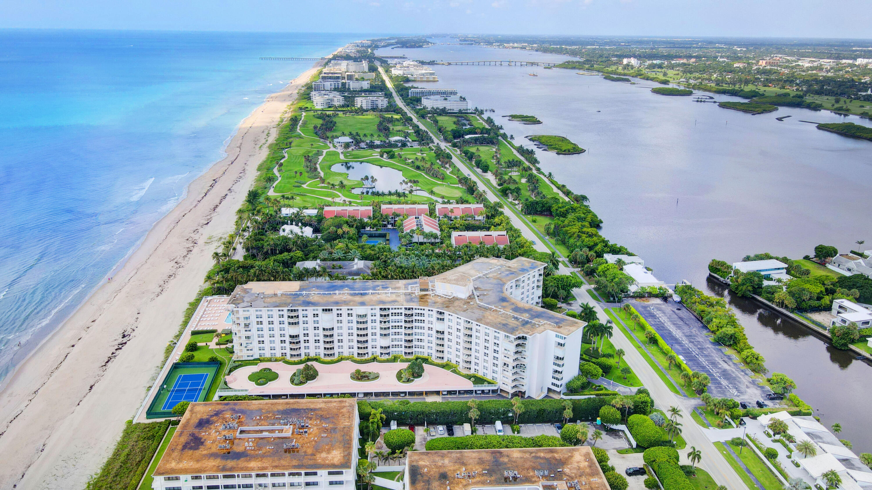 TWENTY TWO NINETY FIVE SOUTH OCEAN BLVD - Residential