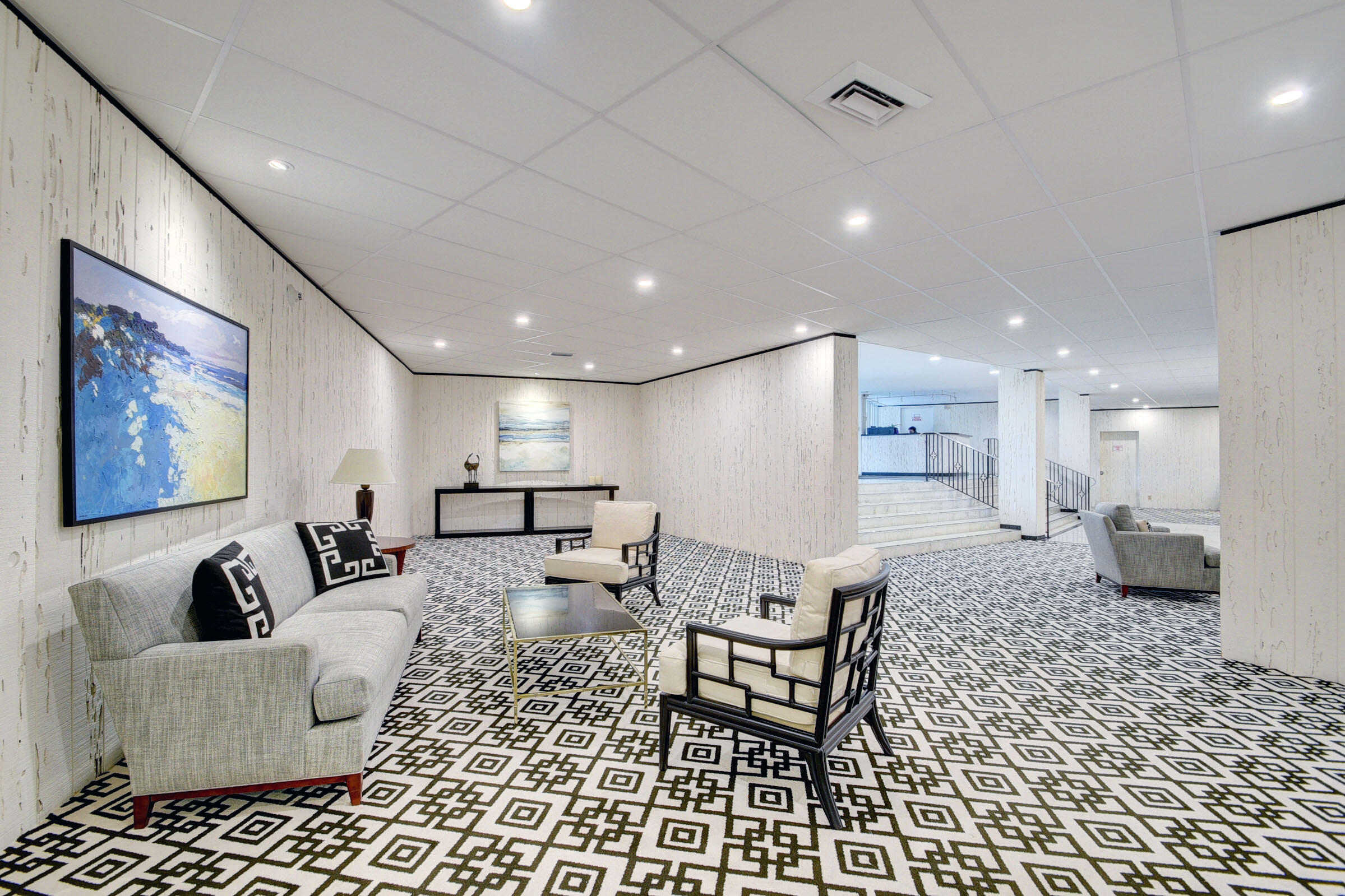 TWENTY TWO NINETY FIVE SOUTH OCEAN BLVD - Residential