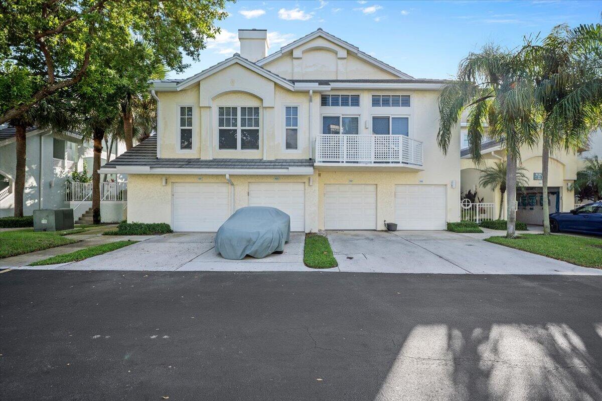105 MAINSAIL Circle