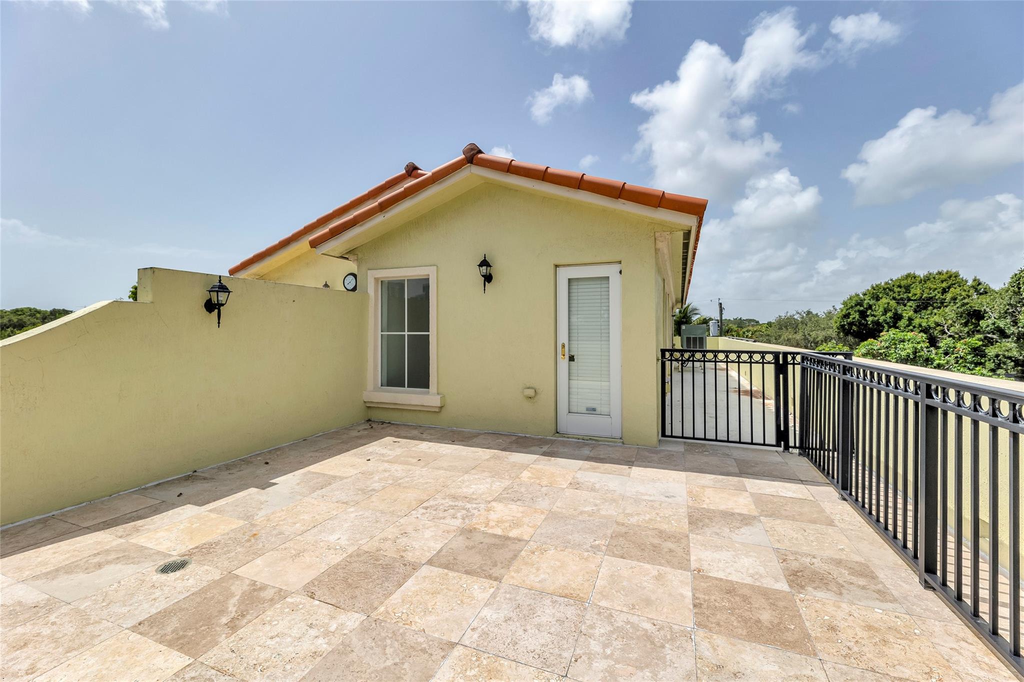 Croissant Park River Sec - Residential Lease