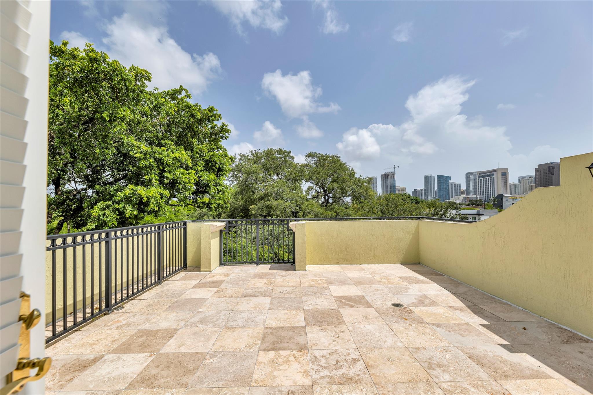 Croissant Park River Sec - Residential Lease