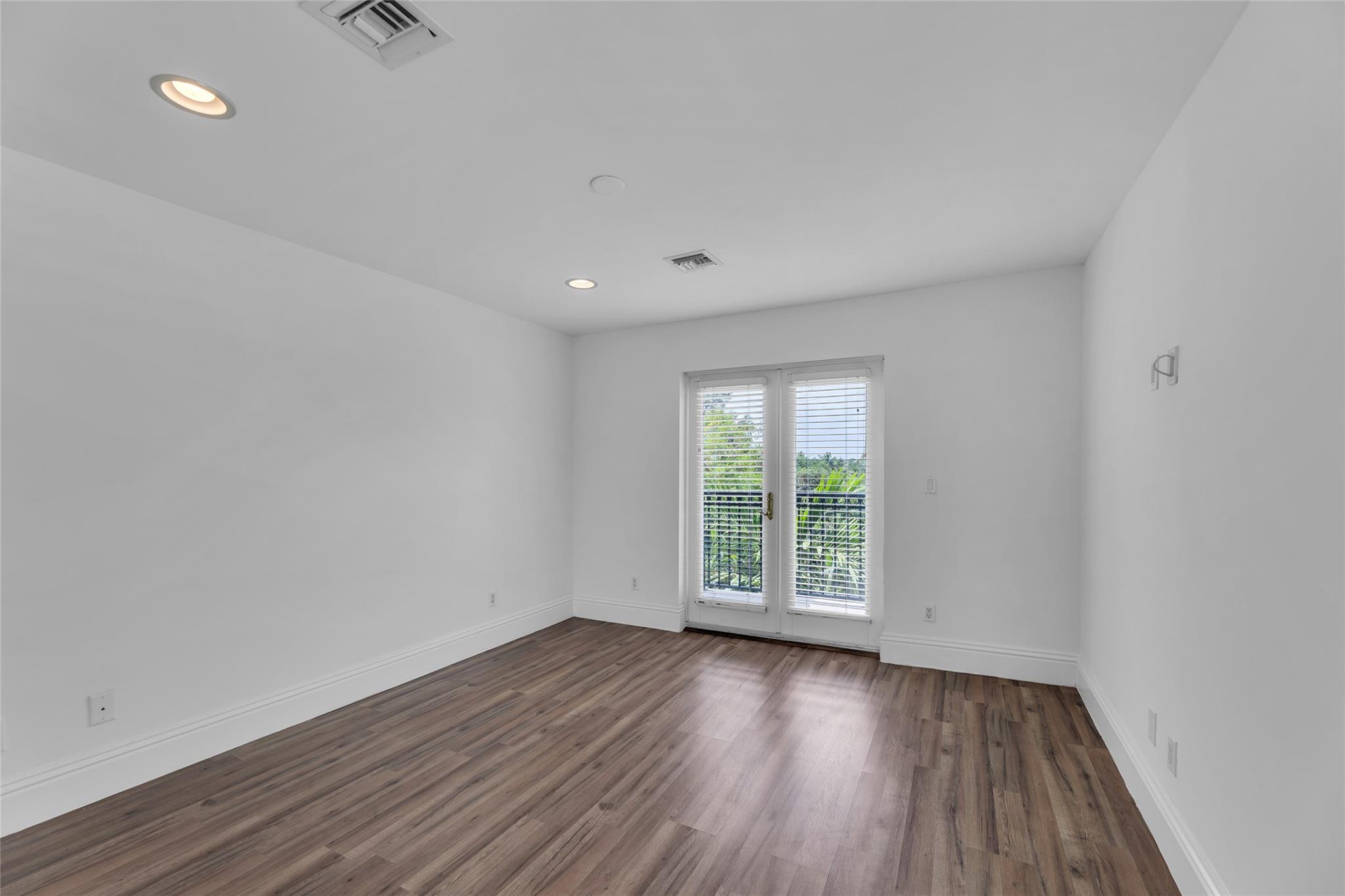 Croissant Park River Sec - Residential Lease
