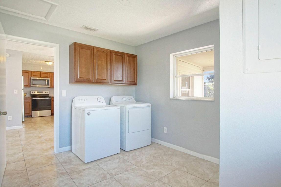 RIVER PARK UNIT 7 - Residential