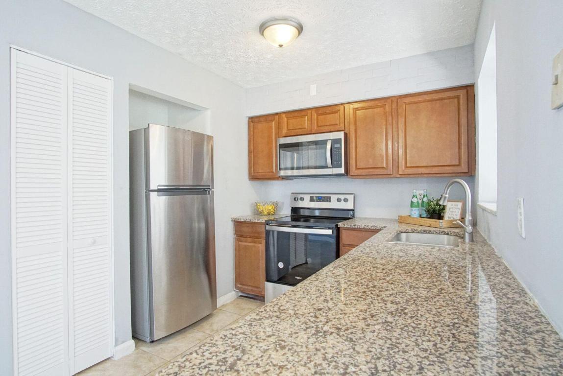 RIVER PARK UNIT 7 - Residential