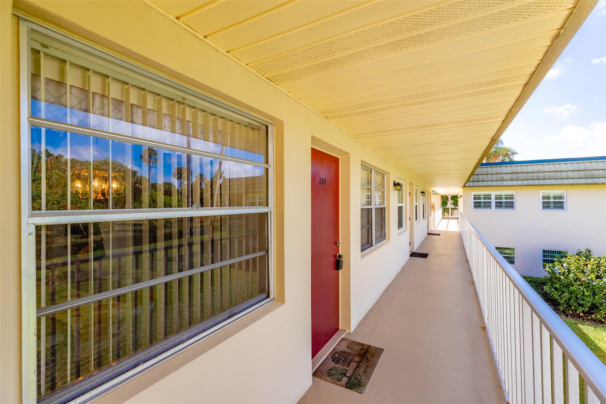 2 Vista Gardens Trl 203