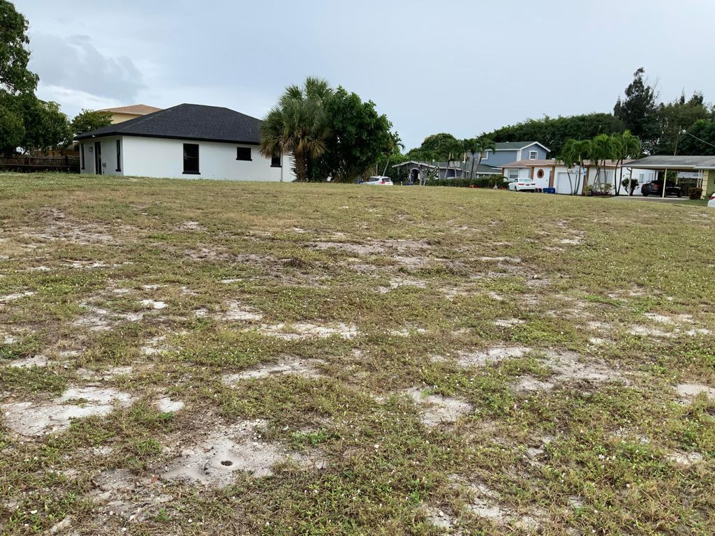 Photo of Null 32nd &amp; S Ave S, Riviera Beach, FL 33404 (MLS # R11144545)