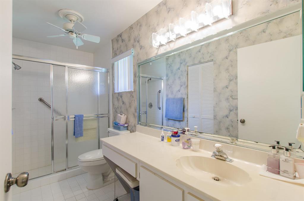 HUNTINGTON POINTE - Residential