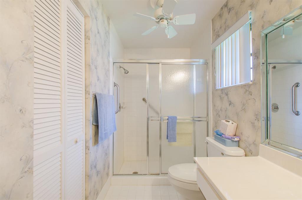 HUNTINGTON POINTE - Residential