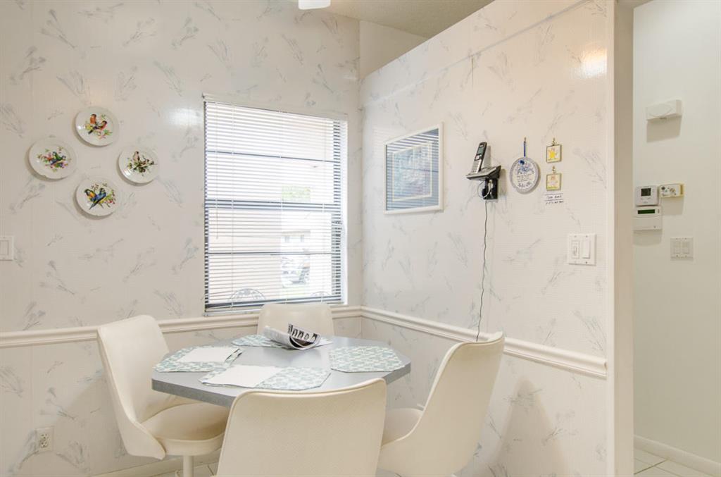 HUNTINGTON POINTE - Residential