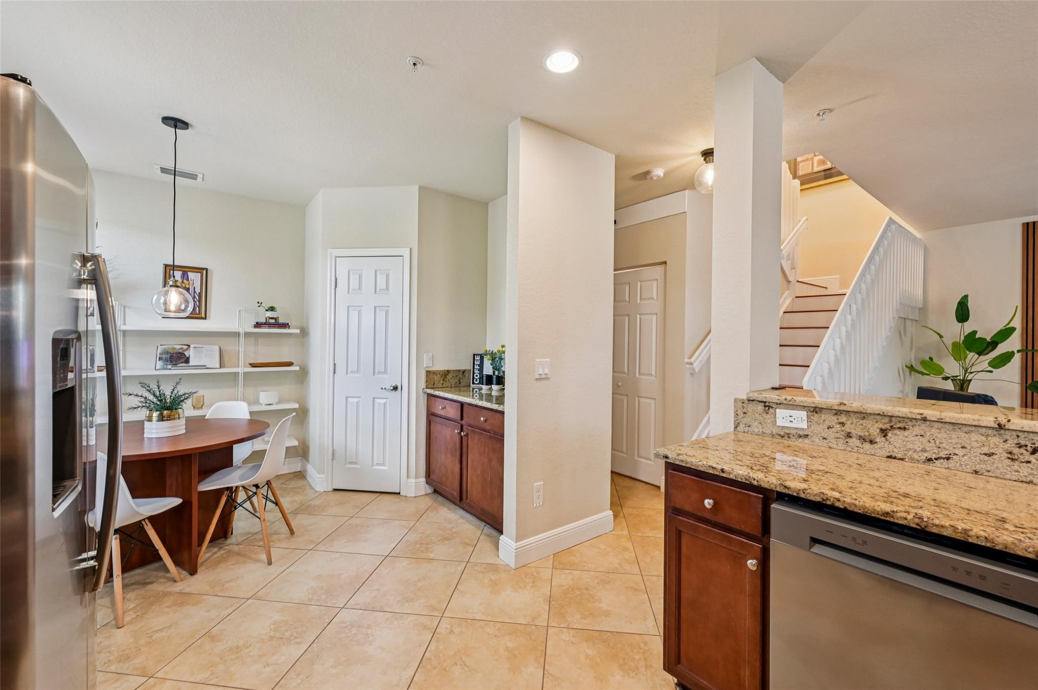 Paloma Lakes - Residential