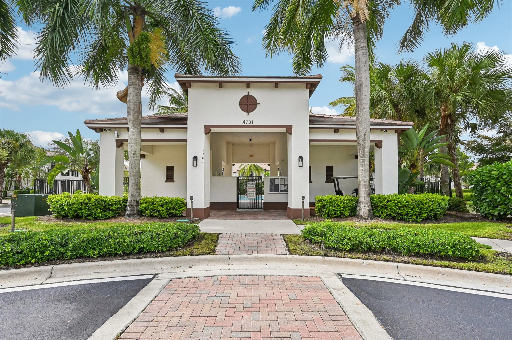 Paloma Lakes - Residential