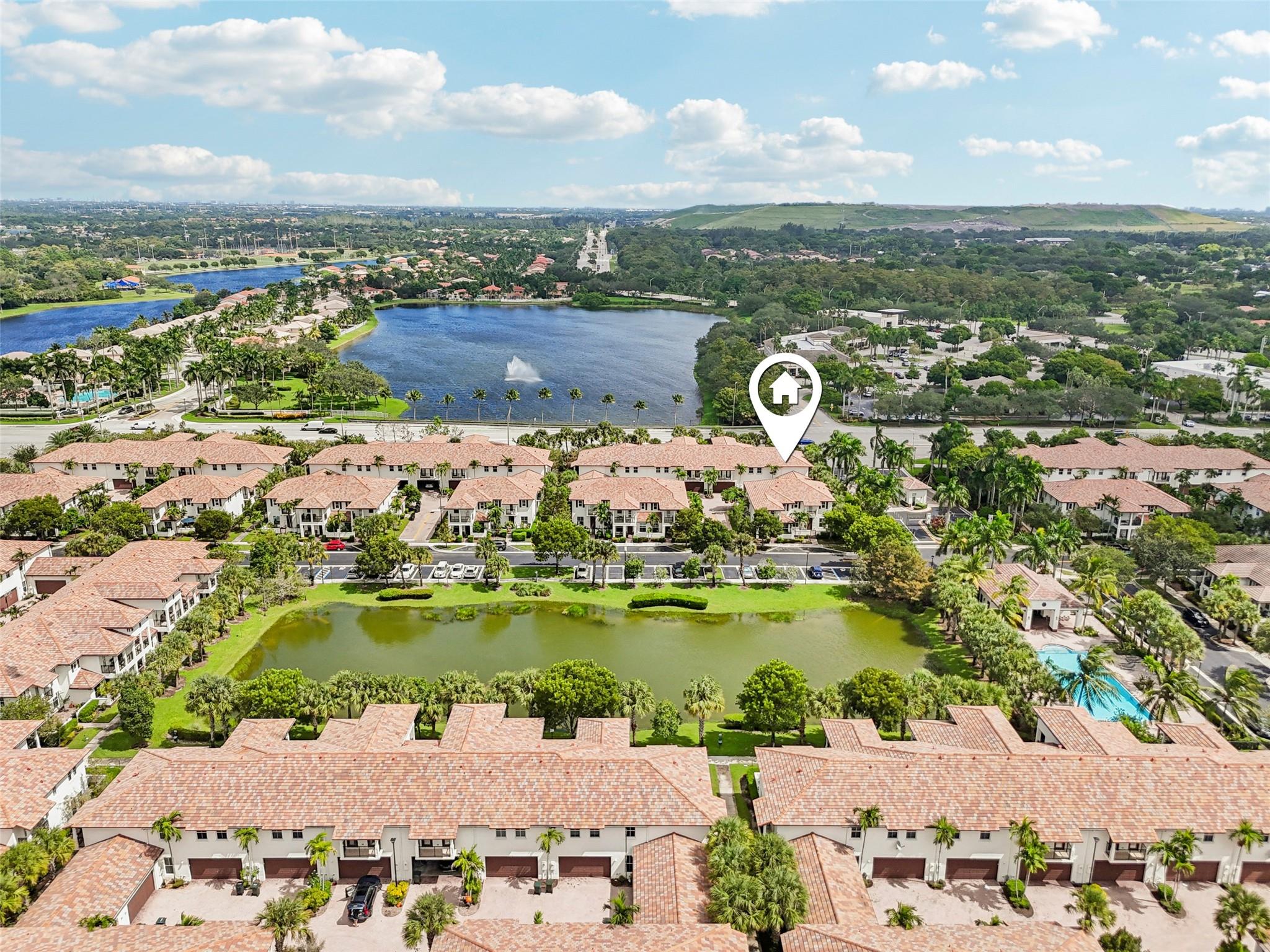 Paloma Lakes - Residential