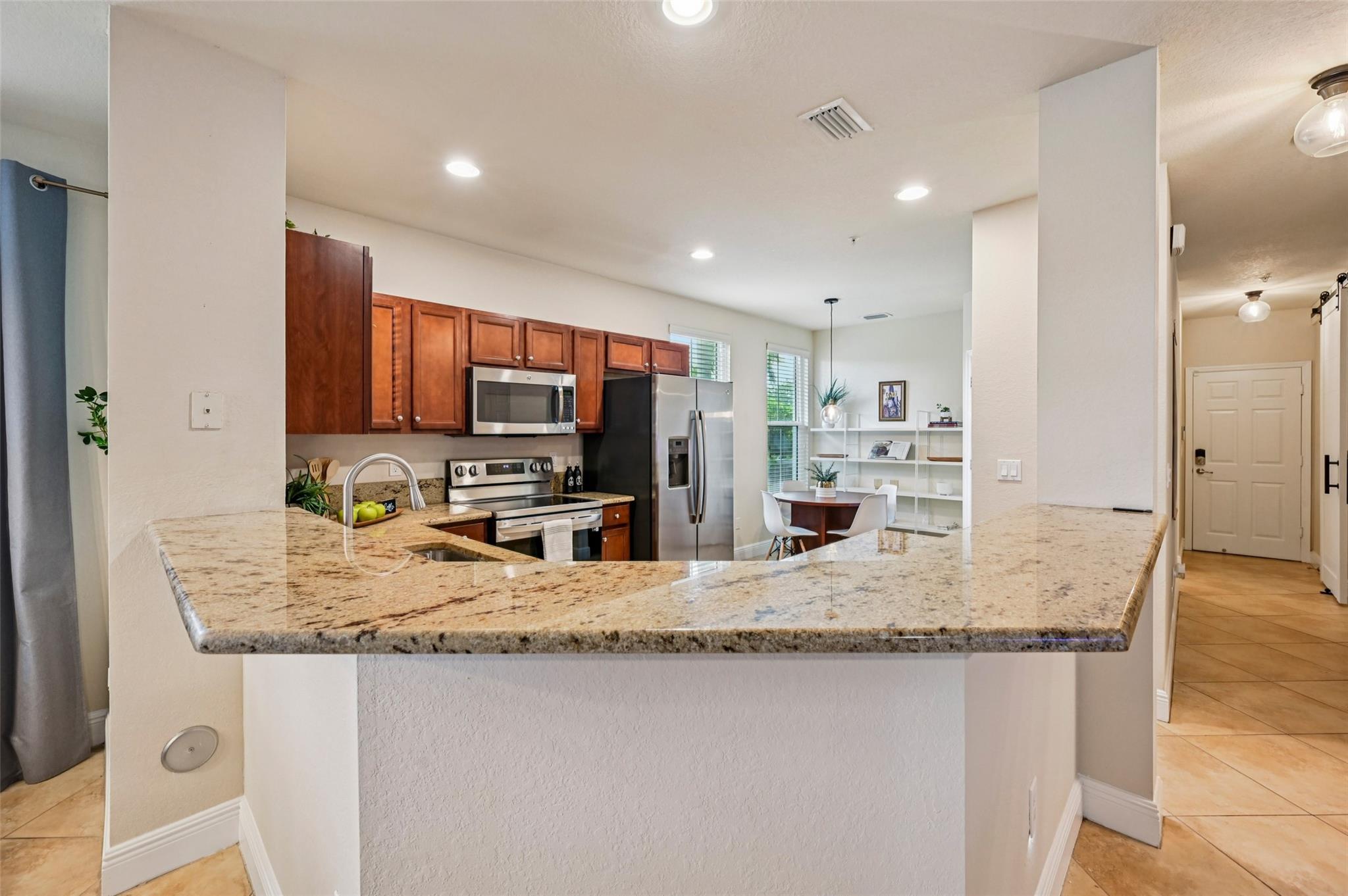 Paloma Lakes - Residential