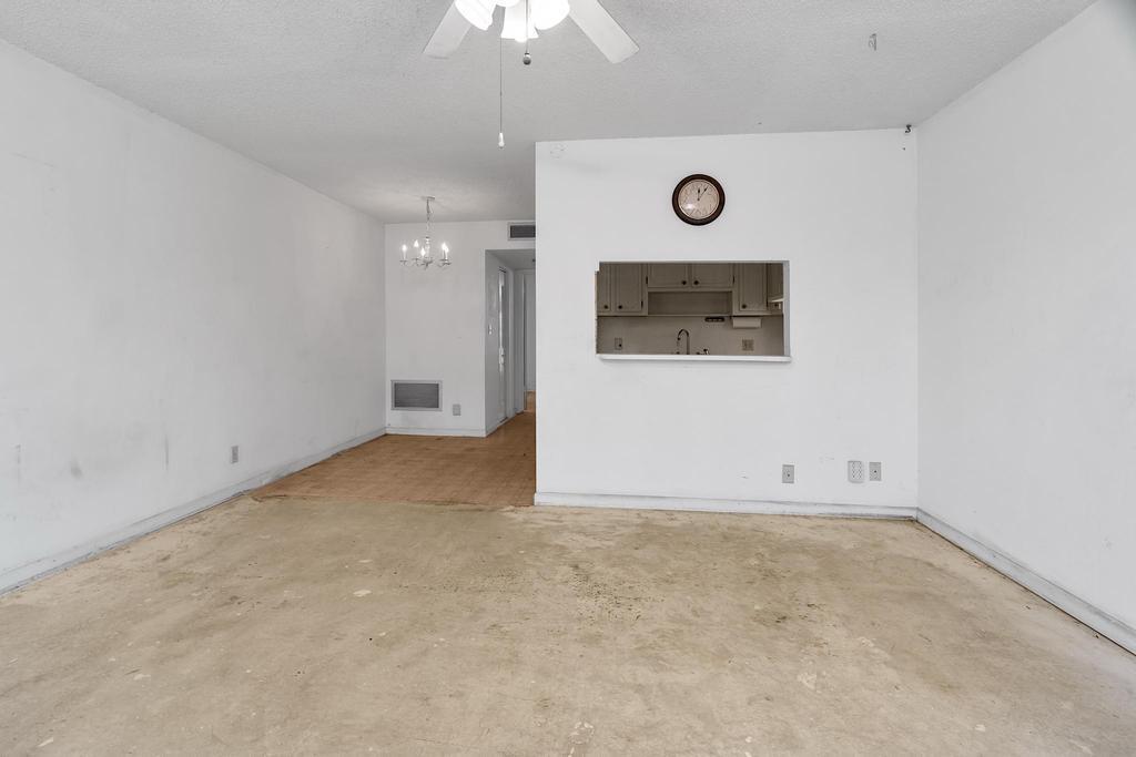 2480 Lake Osborne Drive 104