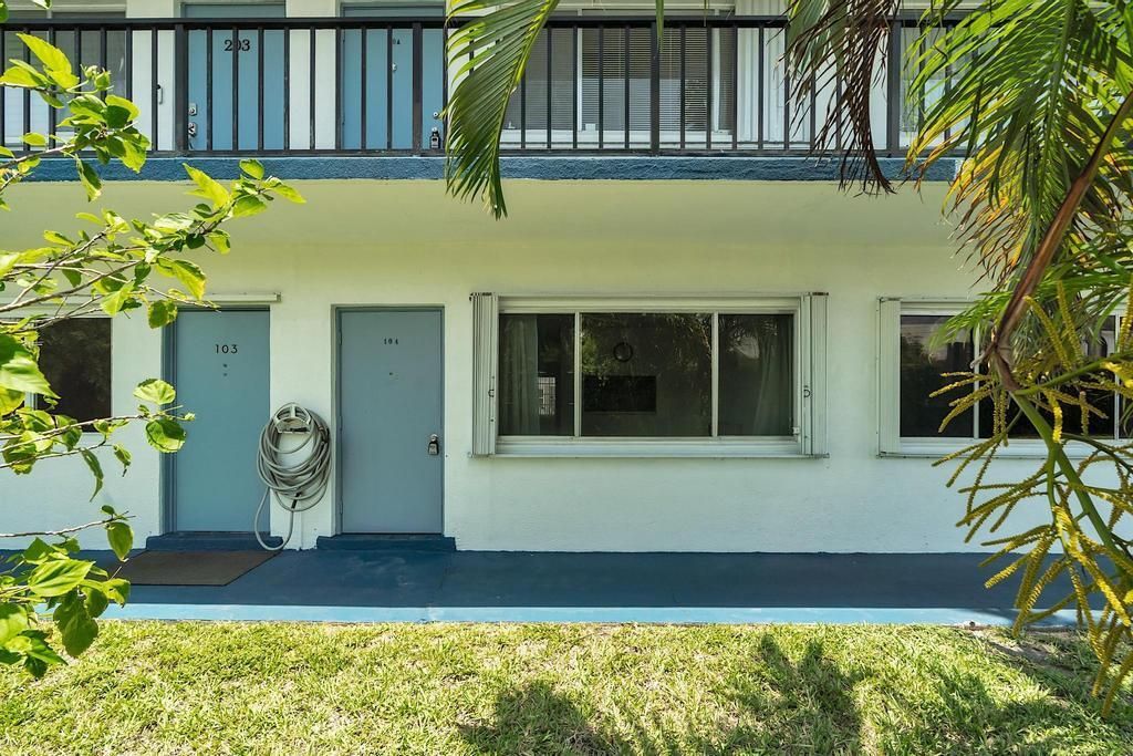 Photo of 2480 Lake Osborne Drive #104, Lake Worth Beach, FL 33461 (MLS # R11096398)