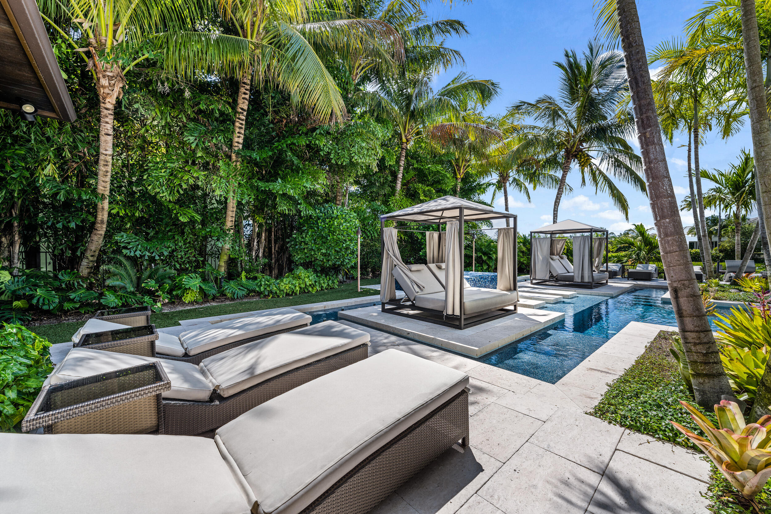 Admirals Cove - Residential