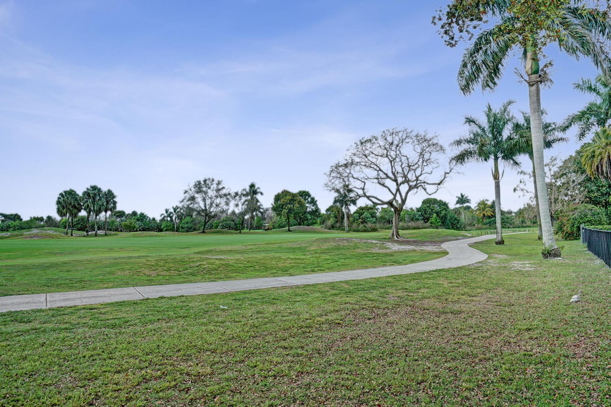 PLANTATION GOLF ESTATES - Residential