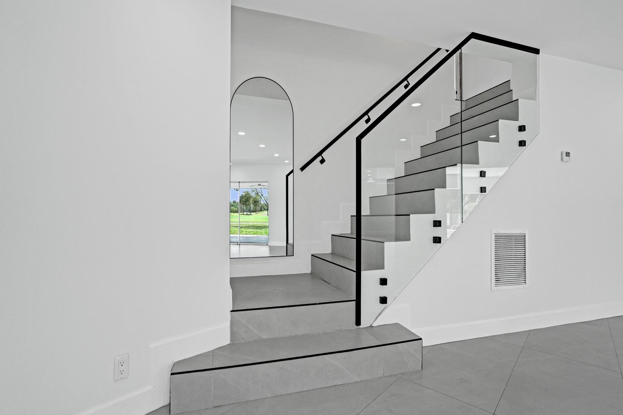 PLANTATION GOLF ESTATES - Residential