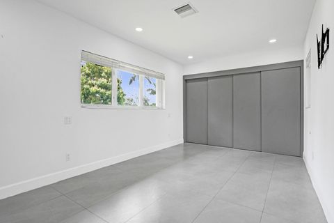 Tiny photo for 6700 E Tropical Way, Plantation, FL 33317 (MLS # B26001798)