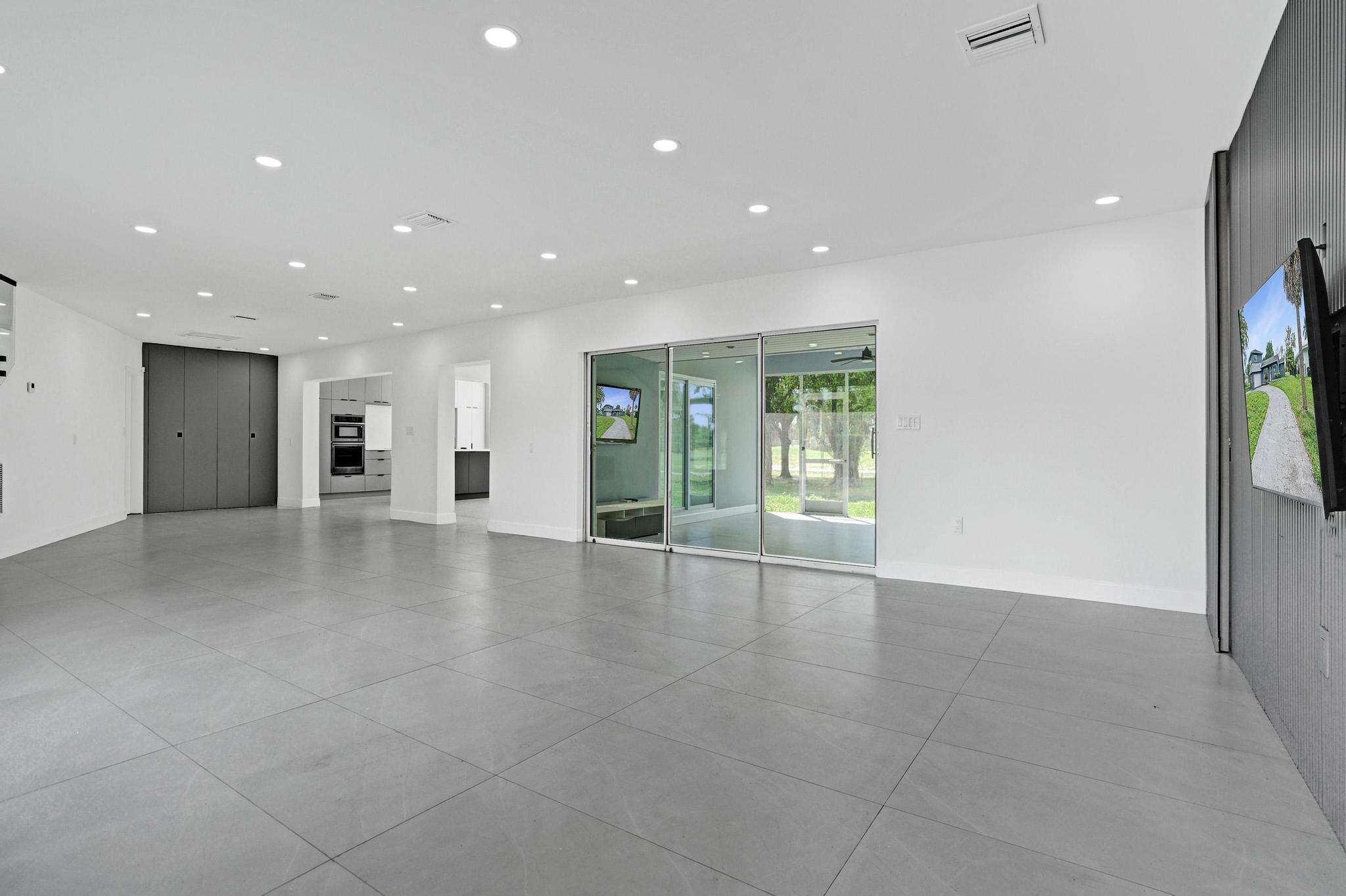 PLANTATION GOLF ESTATES - Residential