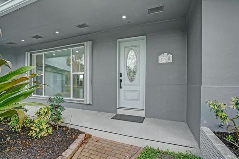 Tiny photo for 6700 E Tropical Way, Plantation, FL 33317 (MLS # B26001798)