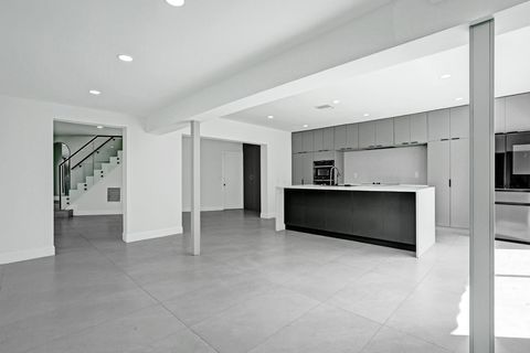 Tiny photo for 6700 E Tropical Way, Plantation, FL 33317 (MLS # B26001798)