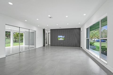Tiny photo for 6700 E Tropical Way, Plantation, FL 33317 (MLS # B26001798)