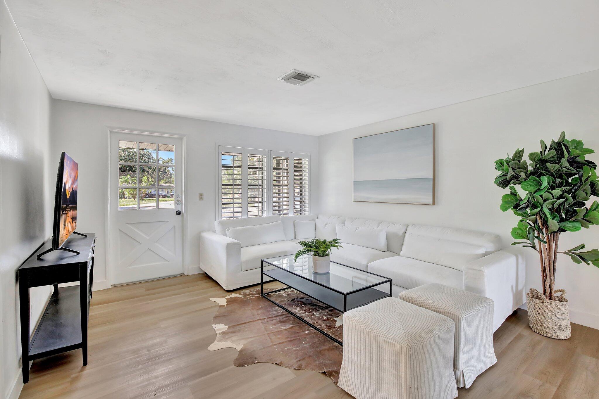 PLAYLAND ESTATES SEC 2 - Residential Lease