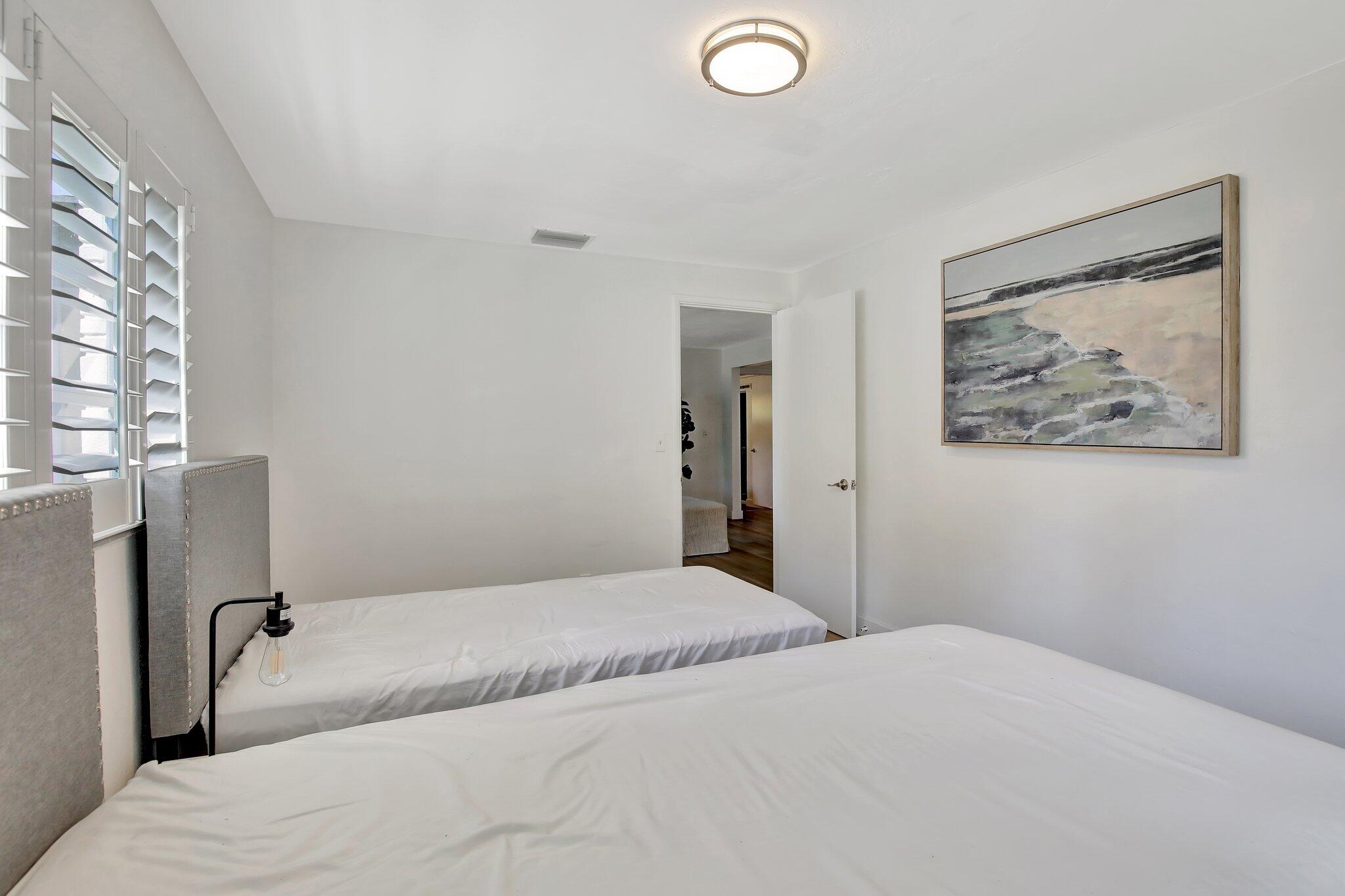 PLAYLAND ESTATES SEC 2 - Residential Lease