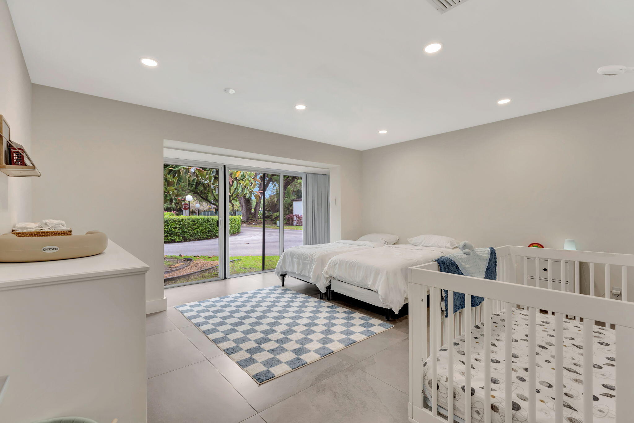 PLAYLAND ESTATES SEC 2 - Residential Lease