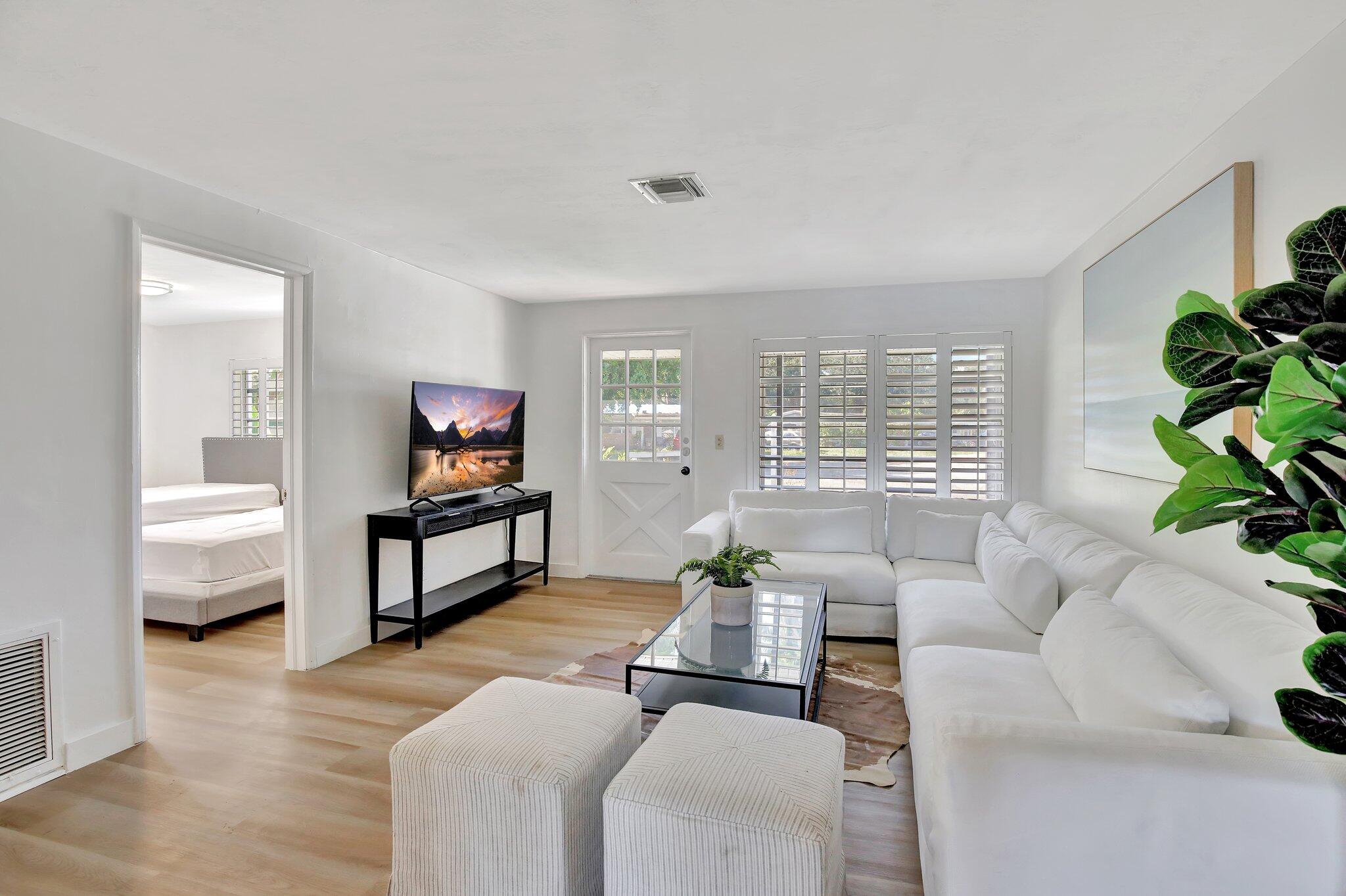 PLAYLAND ESTATES SEC 2 - Residential Lease