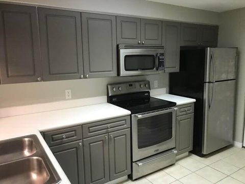 3023 Alcazar Place 202 Palm Beach Gardens FL 33410