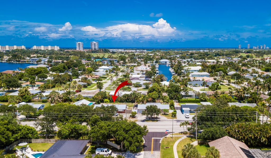 Photo of 928 Prosperity Farms Road, North Palm Beach, FL 33408 (MLS # B26029527)