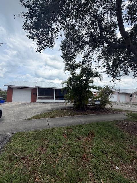 928 Prosperity Farms Road