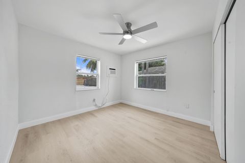 Single Family Residence in Delray Beach FL 333 5 Avenue Ave 12.jpg