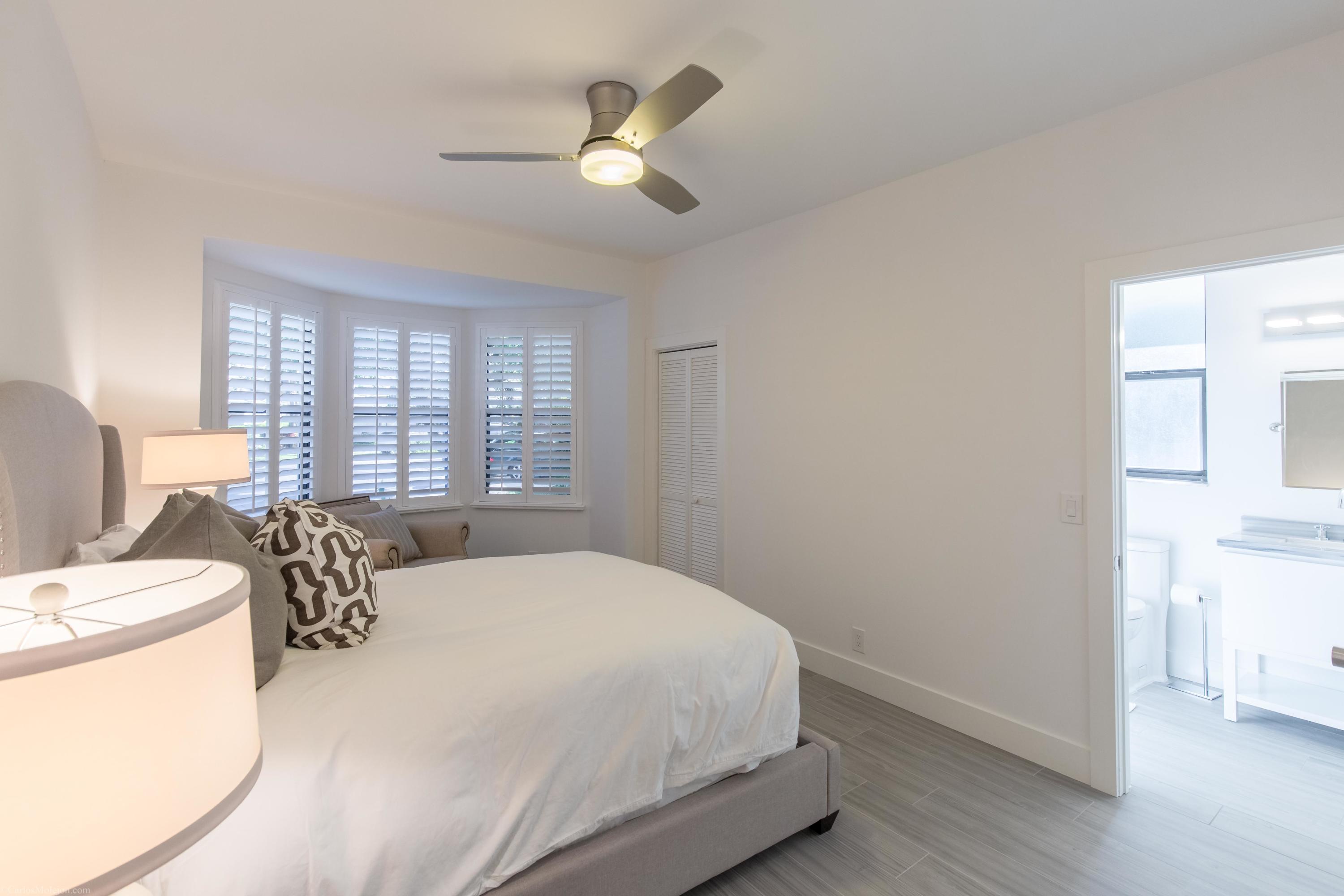 SHADY OAKS OF PALM BEACH POLO & COUNTRY - Residential