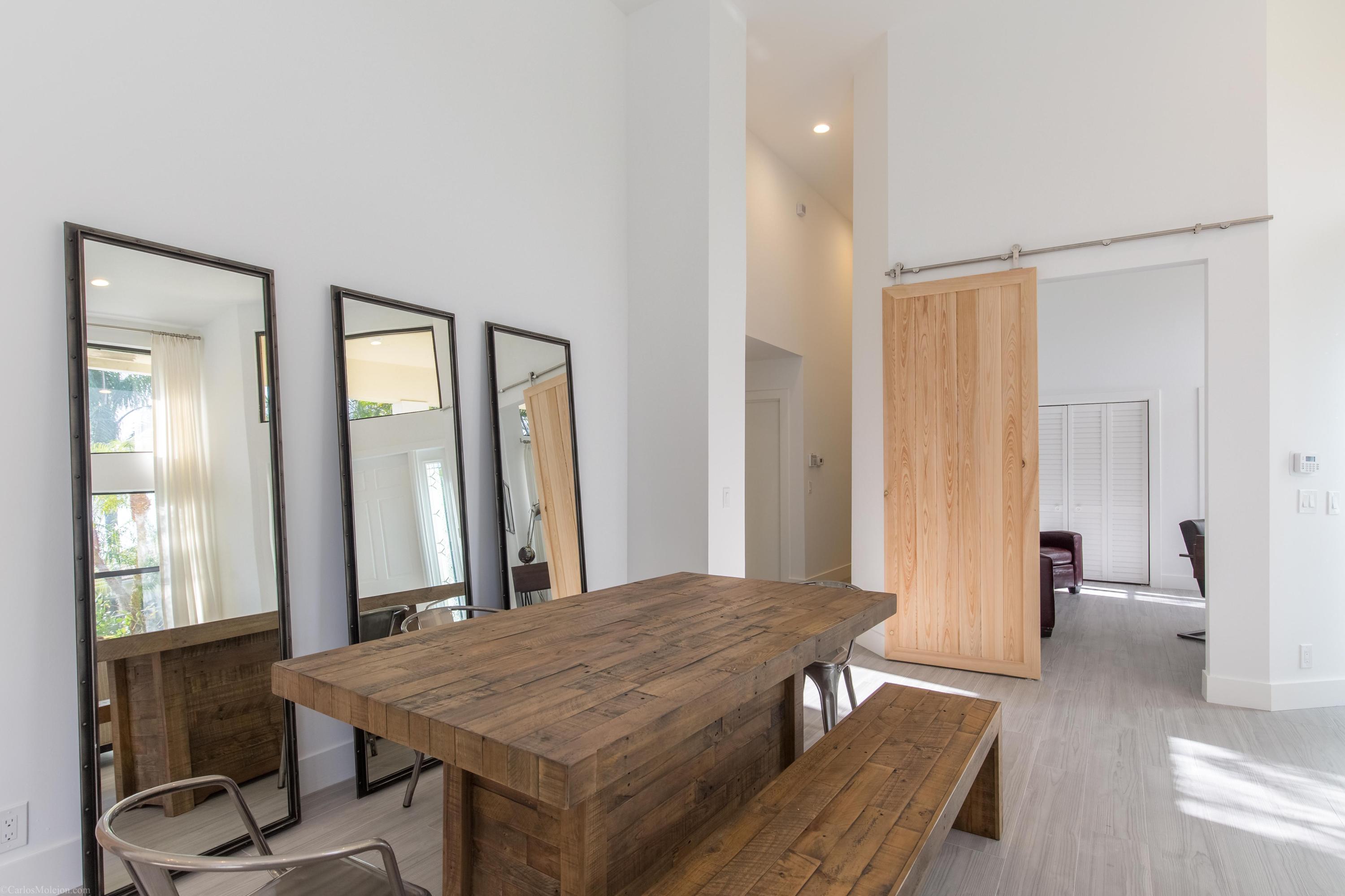 SHADY OAKS OF PALM BEACH POLO & COUNTRY - Residential