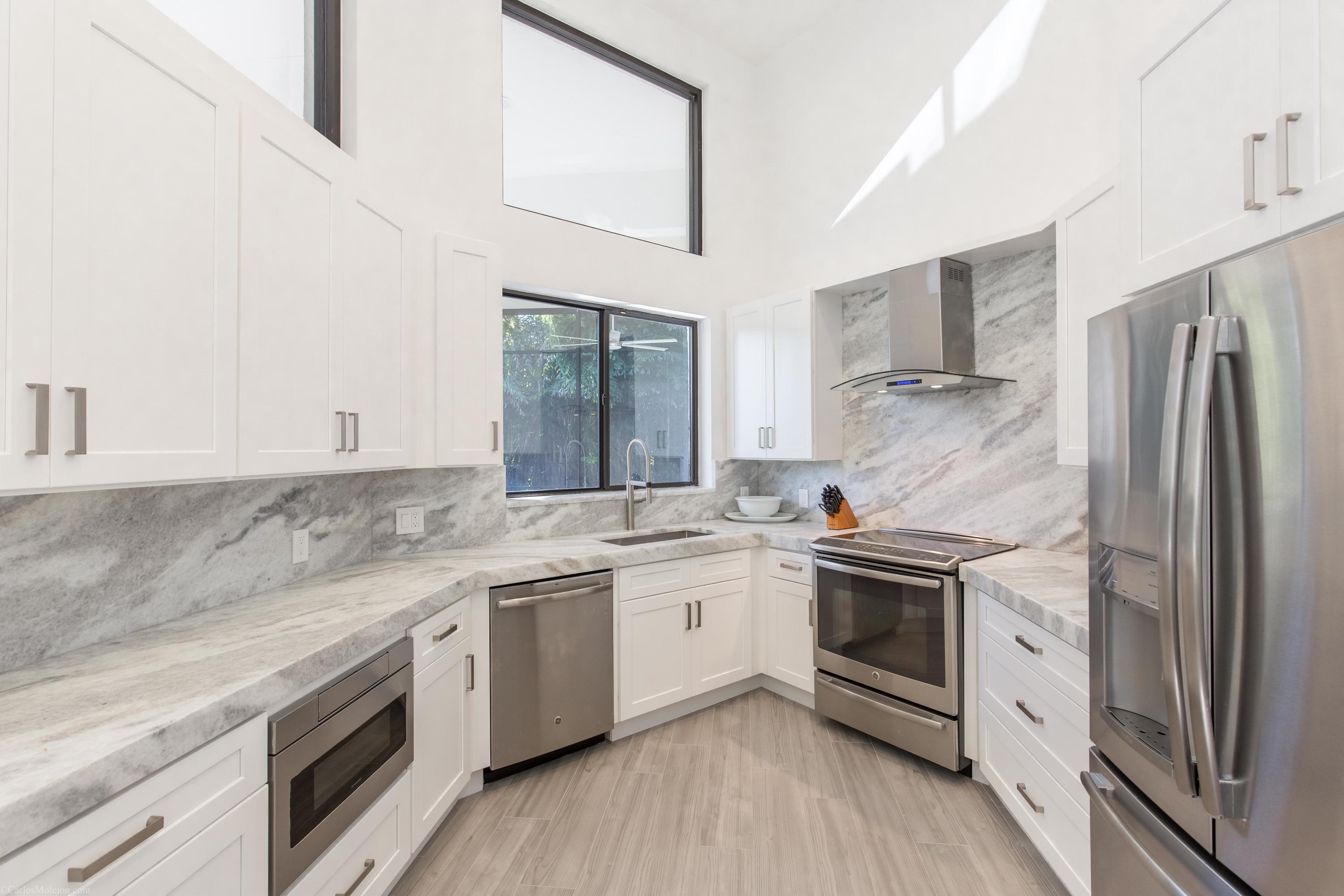 SHADY OAKS OF PALM BEACH POLO & COUNTRY - Residential