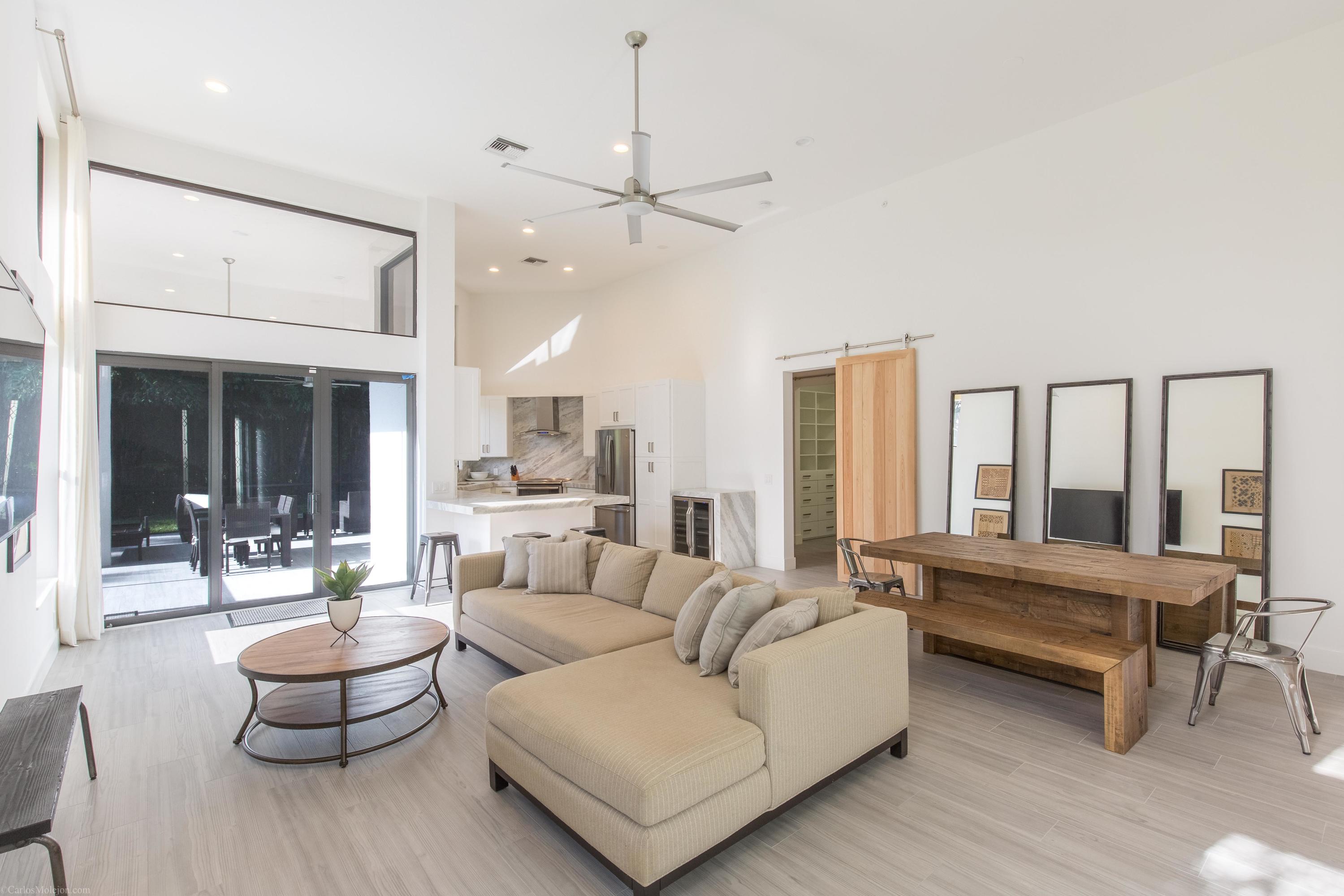 SHADY OAKS OF PALM BEACH POLO & COUNTRY - Residential