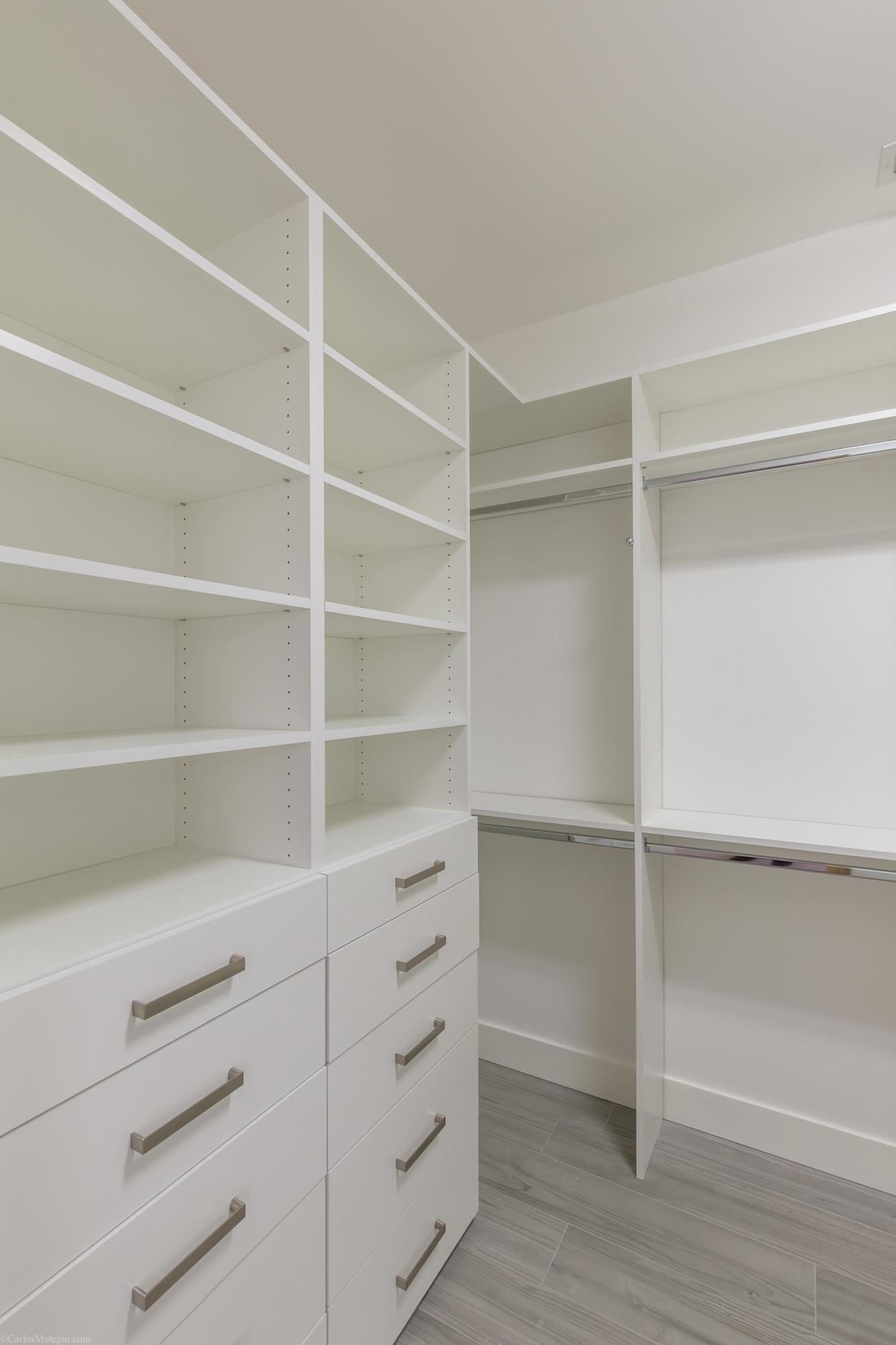 SHADY OAKS OF PALM BEACH POLO & COUNTRY - Residential