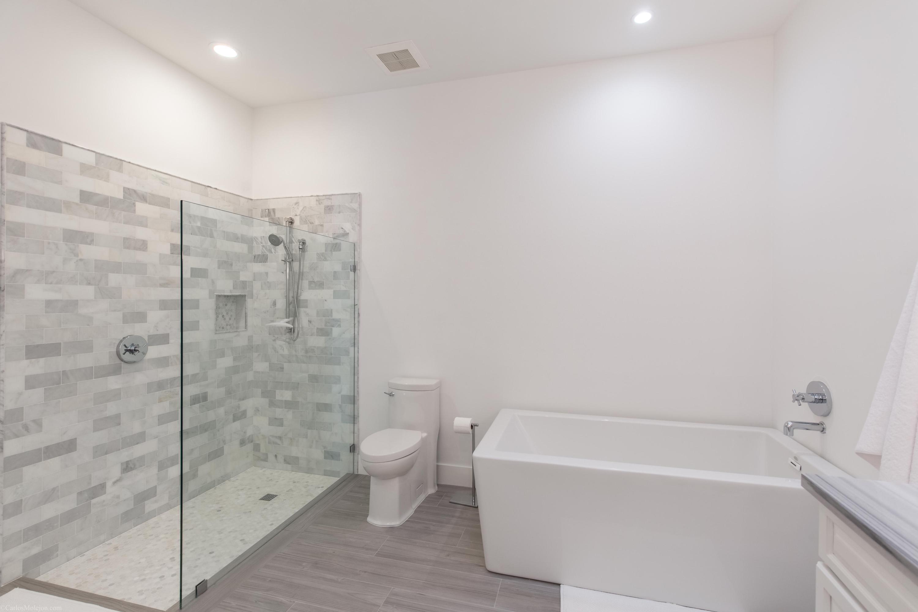 SHADY OAKS OF PALM BEACH POLO & COUNTRY - Residential